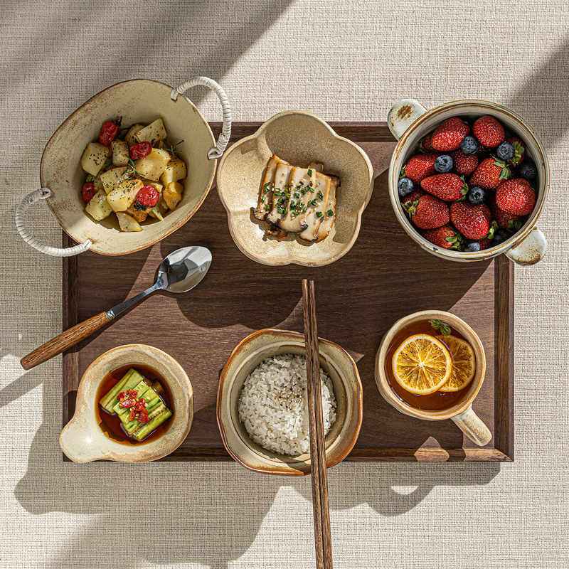Vintage-style rustic pottery single-serving set with rope-woven double-handled bowl, sauce dish, mug, rice bowl, home-use ceramic tableware wholesale Vintage-style rustic pottery single-serving set with rope-woven double-handled bowl, sauce dish, mug, rice bowl, home-use ceramic tableware wholesale