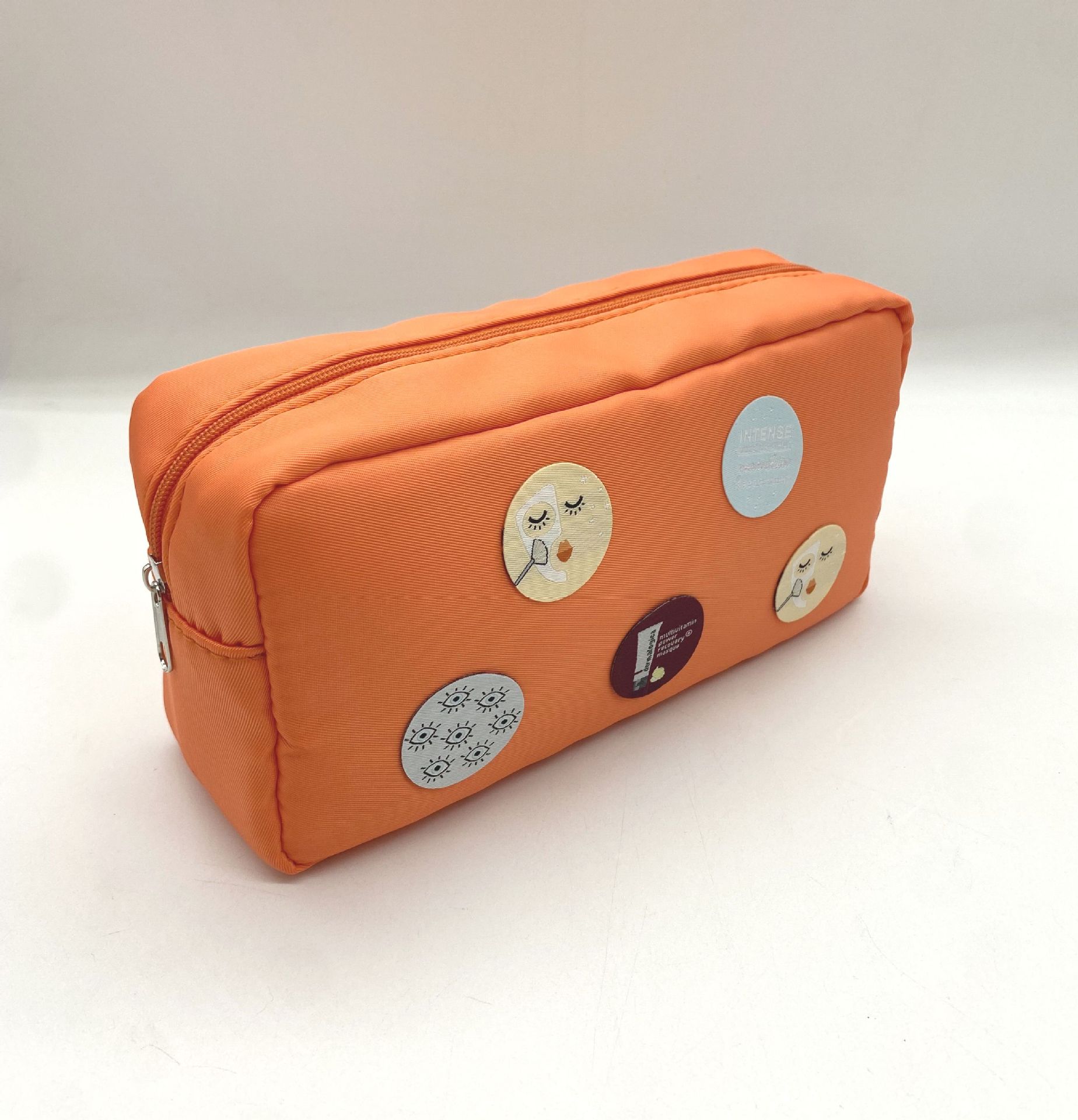 ���Ʒ�ˮ��ױ�����������л�ױ��������ˮ���пɰ���ױ�� DIY����