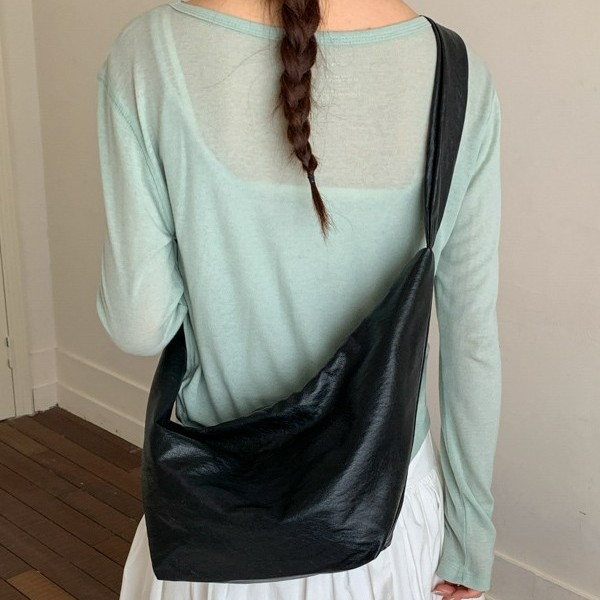 Cross-Border New Large Capacity Soft Leather Retro Dumpling Bag Women's Versatile Hobo Bag Crossbody Bag Commuter Shoulder Bag