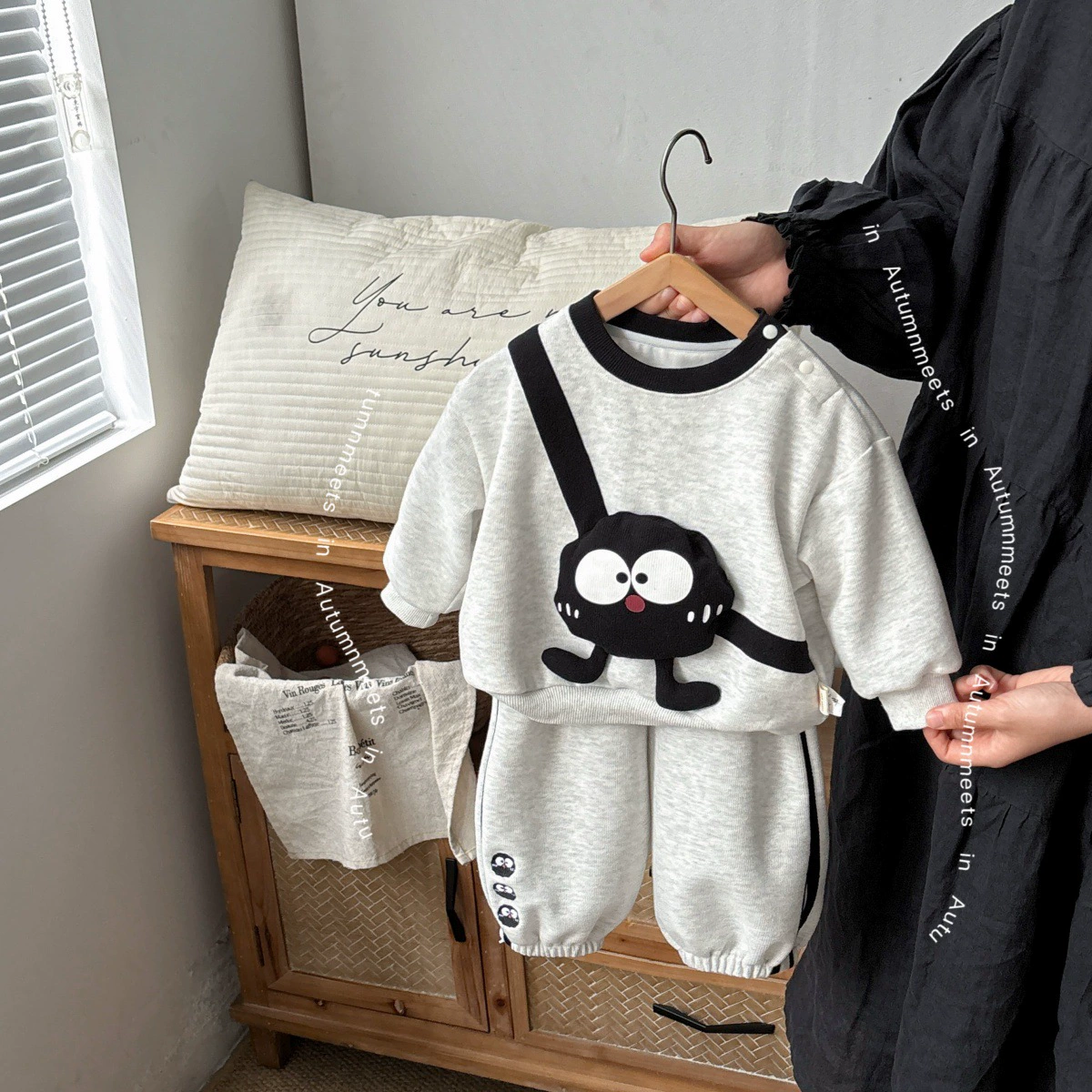 Осенний костюм для младенцев и малышей для мальчика в корейском стиле, западный стиль, категория А, комплект из двух предметов для младенцев и маленьких детей, толстовка, брюки, одежда для прогулок