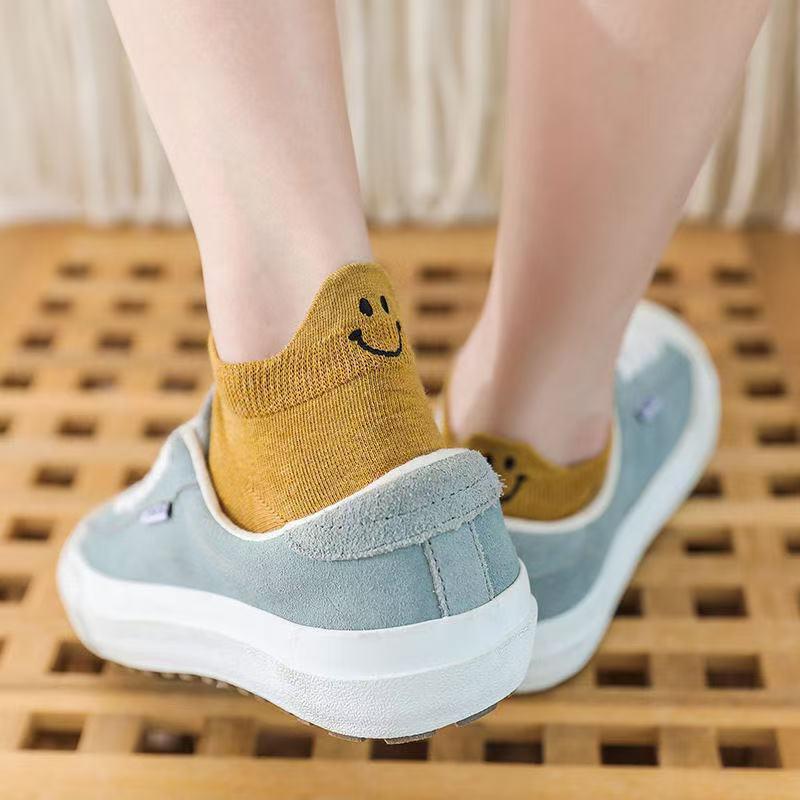 L2646 Dropshipping Aliexpress Amazon Cross-Border New Double Women's Cute Face Pattern Ankle Socks