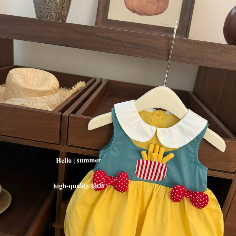 [Xianning Seven] ¡Original! Cos McDonald como dependienta, linda niña, papas fritas, cuello de muñeca, falda de botones florales de la universidad