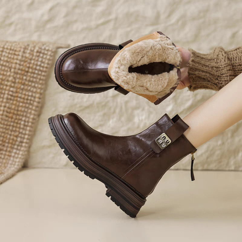品牌特价羊皮毛雪地靴女冬季新款真皮厚底短靴复古加绒加厚马丁靴