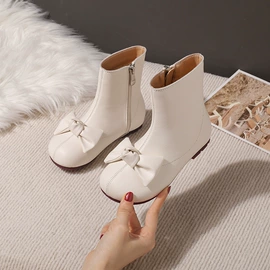 童皮鞋;童凉鞋;童皮靴