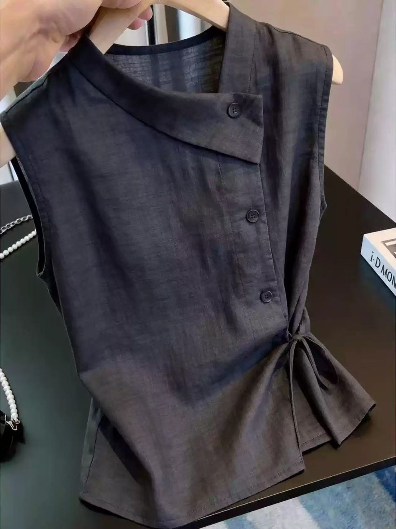 Áo hai dây nữ satin kiểu Pháp thanh lịch, thiết kế không tay ôm nhẹ — màu đen