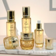 �˽Ǻ��100mlˮ�龫��ƿ���yƷ���b����ƿ50g���˪��Ĥ��ƿ