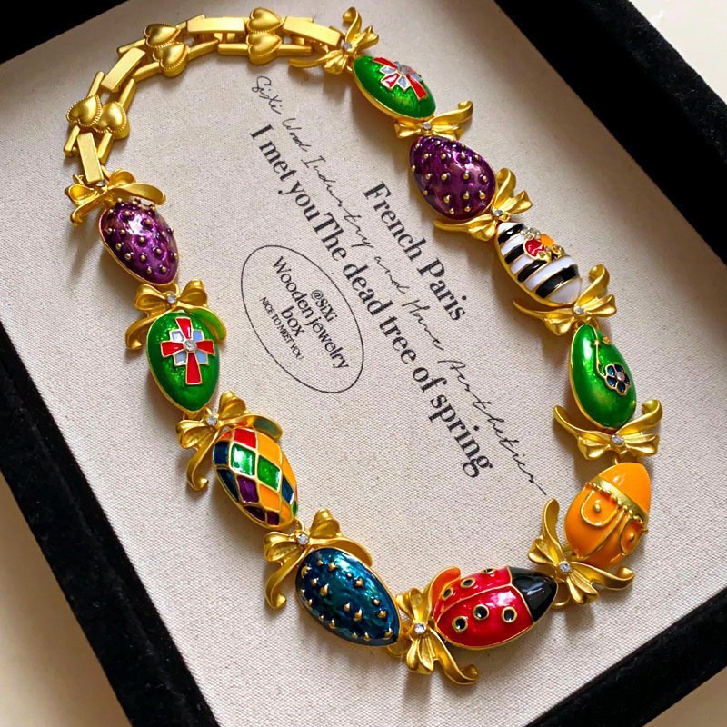Collar de resina geométrica redonda medieval vintage lujo ligero nicho cerradura corte conjunto de joyería