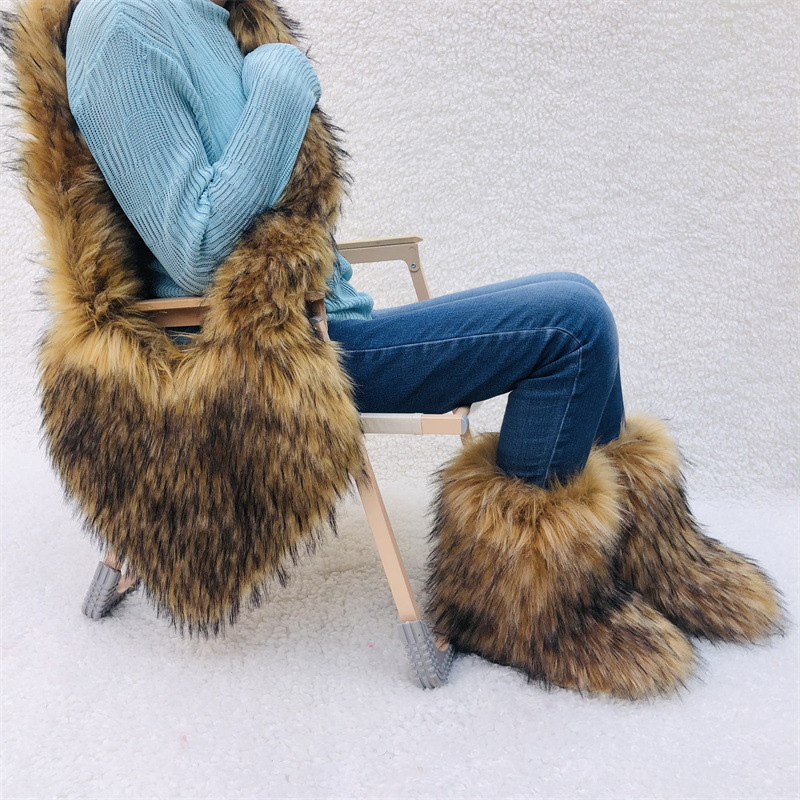 New Plush Bag European and American crossbody love bag imitation raccoon fur shoulder bag women's large capacity furry bag