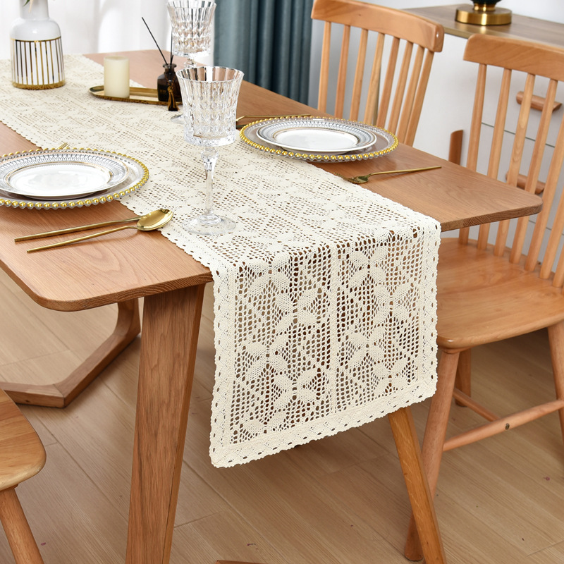 Four leaf clover flat lace