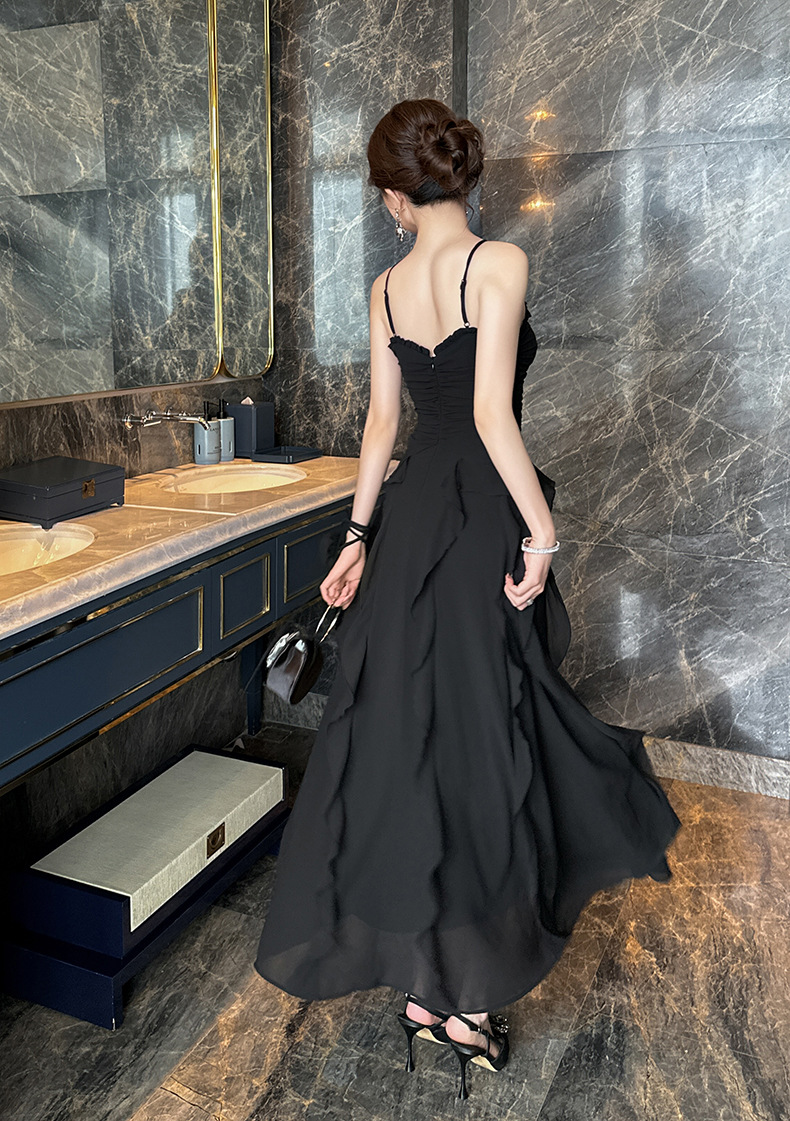 Đầm maxi nữ thắt eo cổ V lưng trần chất liệu chiffon xếp ly — Màu đen chi tiết 10