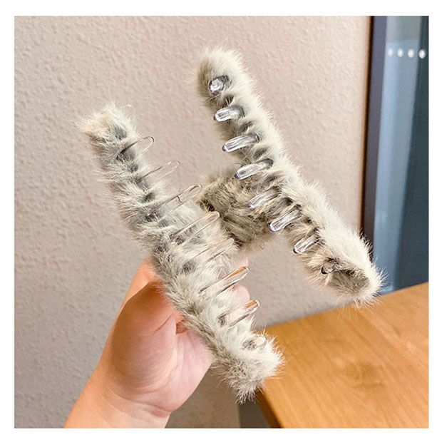 Large Plush Gripper