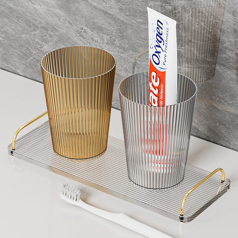 Bicchiere da bagno trasparente e portaspazzolini di lusso_voghion.com