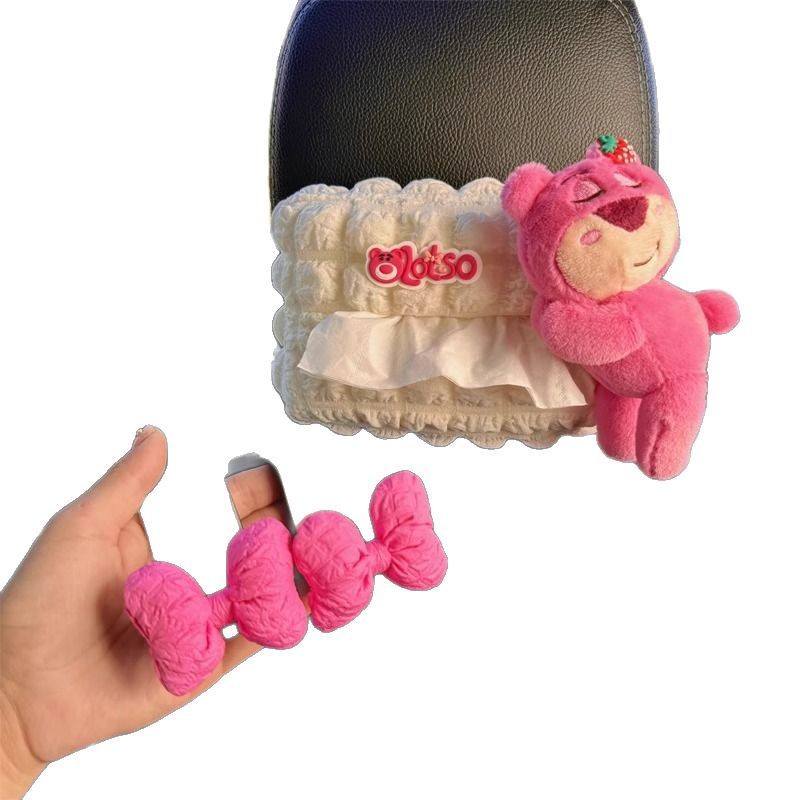 Caja de toallas de automóvil adorable oso de fresa pareja de alto nivel colgante auto reposabrazos bolsa de extracción de papel 2025 nuevo image 5