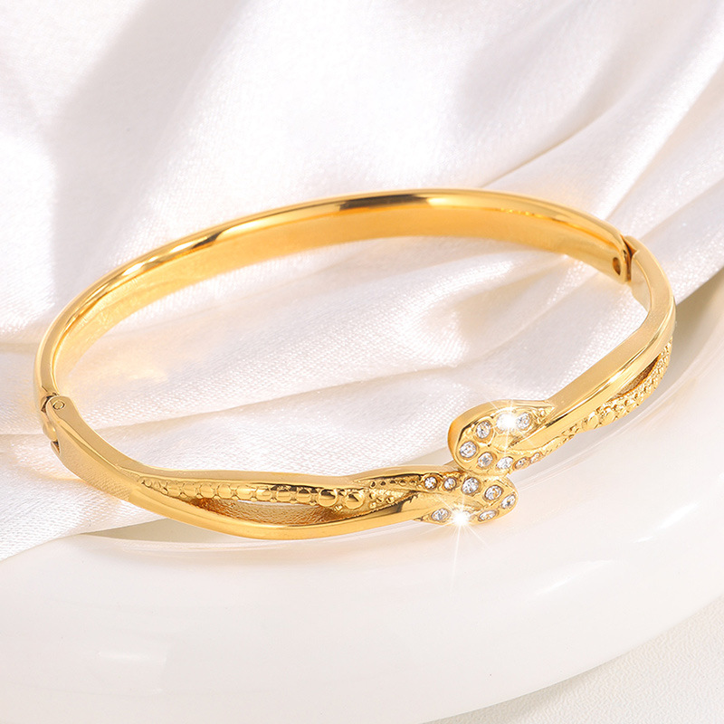 Nueva pulsera europea y americana no desvanecerse de moda galvanizado personalidad diamantes de acero inoxidable acero titanio transfronterizo pulsera de acero titanio mujer