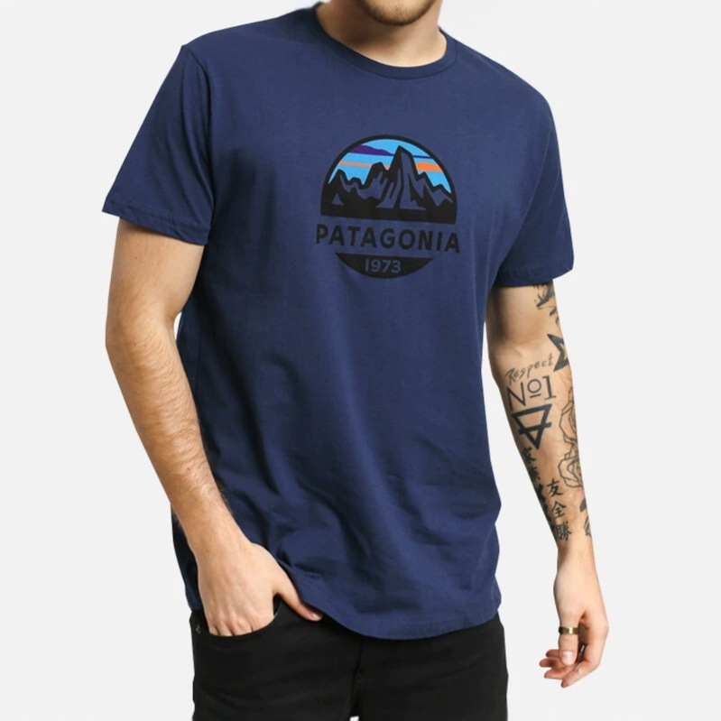 Patagonia's New Pure Cotton Pat P-6 Pattern Short-Sleeved T-Shirt, Suitable for Both Men and Women.