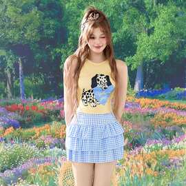 奶黄色小狗斑点挂脖背心分体泳衣女夏季清新度假沙滩温泉泳衣新款