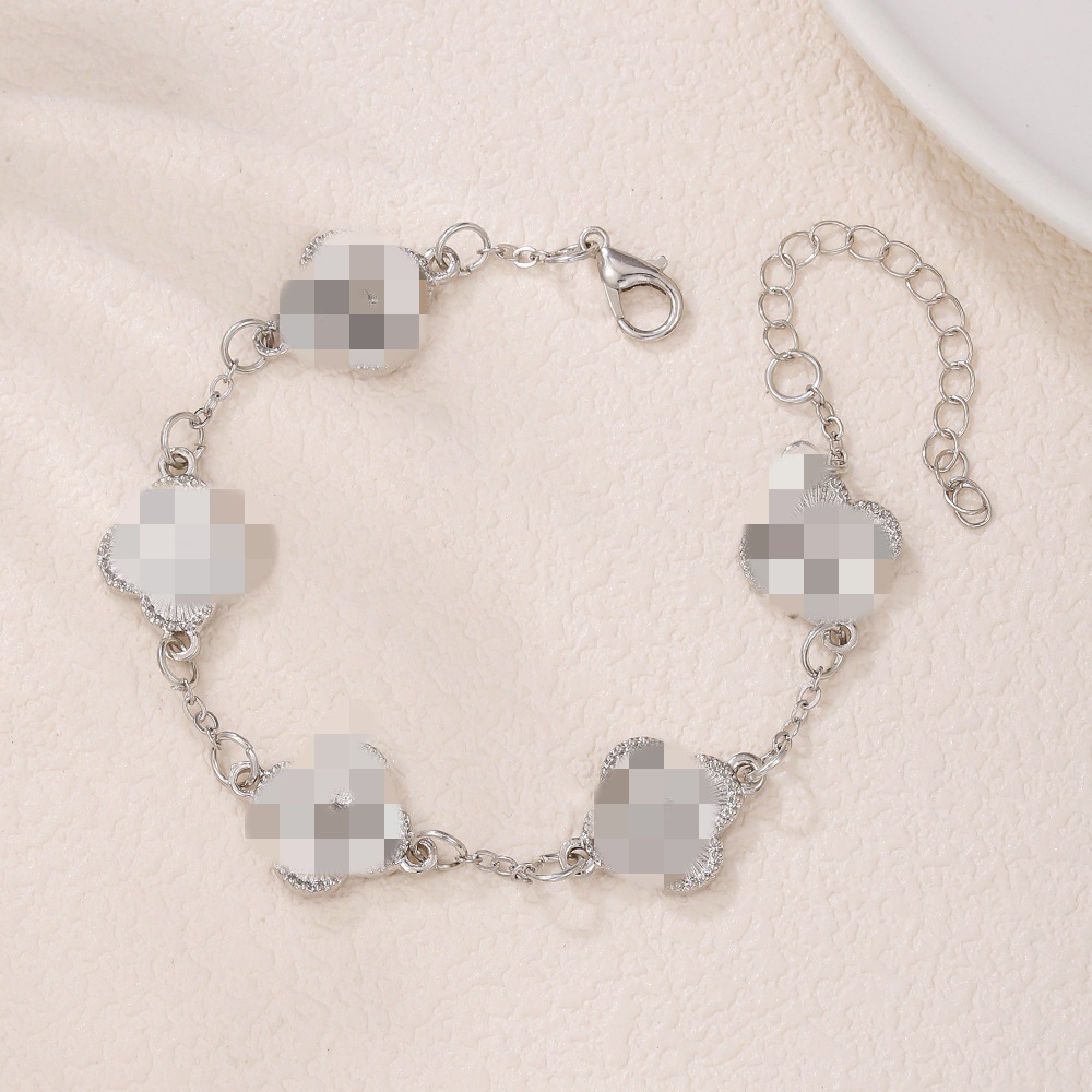 Cross-Border New Four-Leaf Clover Bracelet for Women Korean Simple Ins Five-Flower Mother-Of-Pearl Good Luck Four-Leaf Clover Versatile Bracelet Chain