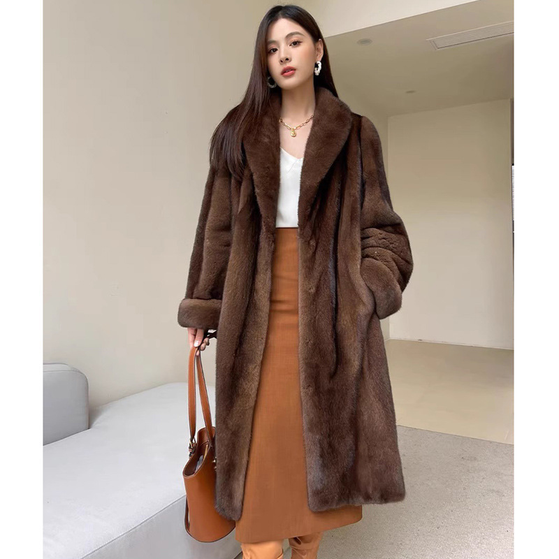 Women's Mink Fur Coat Velvet Retro Lapel Long Mink Fur Coat Winter Casual Warm Coat