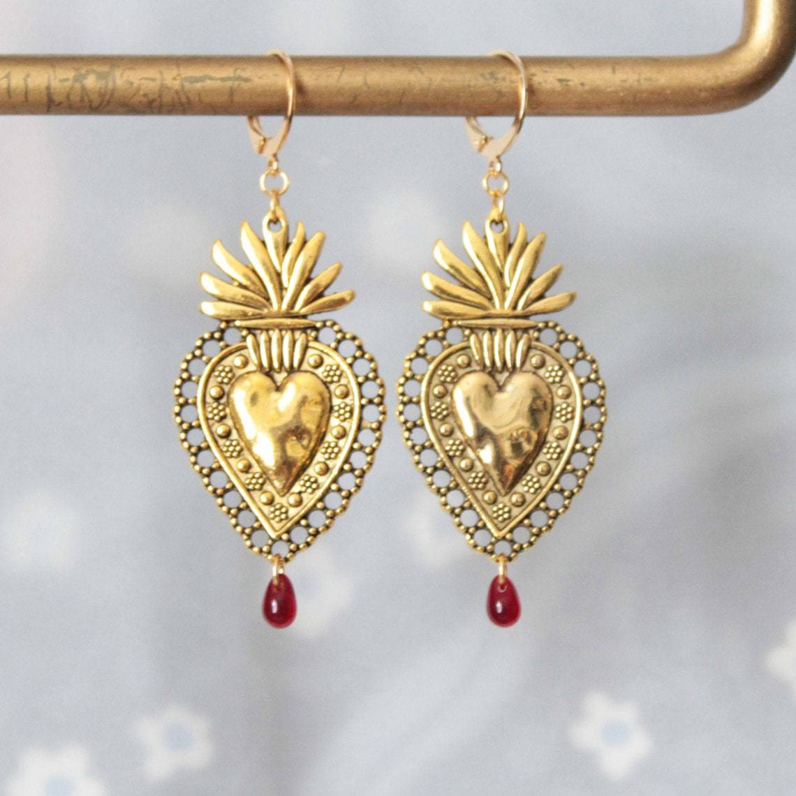 12g Weight 1 Pair Vintage Style Heart Shape Alloy Drop Earrings