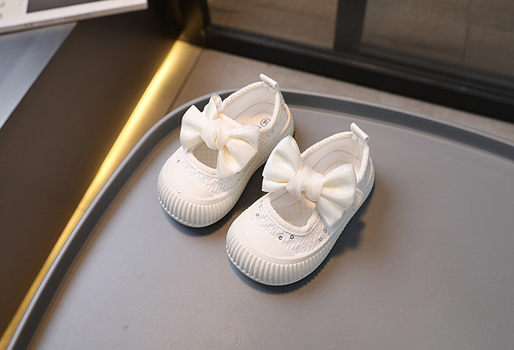 Per bambini 2024 Primavera e Autunno Nuova edizione coreana casual Scarpe con bocca quadrata in tela per ragazza 1-3 anni_voghion.com