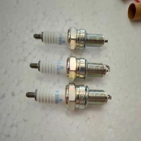 Genuine Ngk Spark Plug Cpr6Ea-9 Cpr7Ea-9 Cpr8Ea-9 Motorcycle Spark Plug