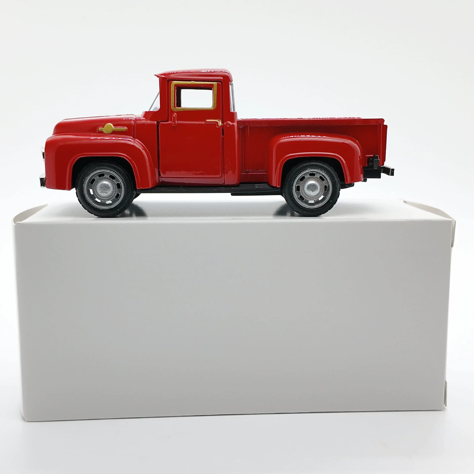 Трансграничный Master Car Pickup Alloy Model Little Red Перейти к той же модели 1:32 Модель Pink Truck