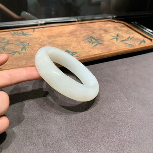 Jinyutang Xinjiang Exquisite Hetian Jade White Jade Bracelet as Bright as the Clouds and Moon, Fine and Moist Jade Bracelet with a Variety of Styles