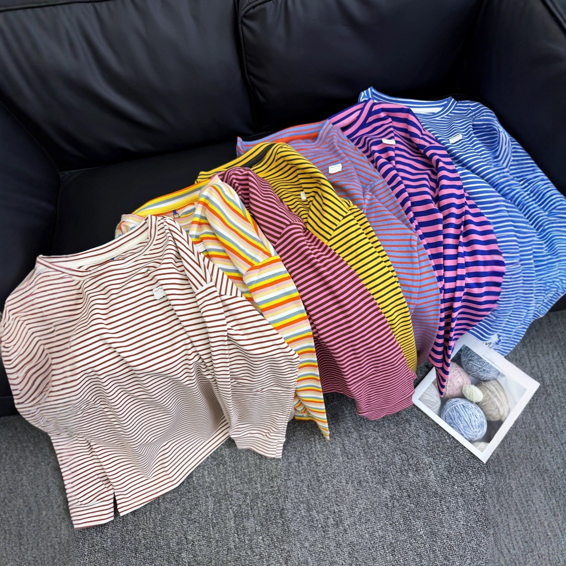 Autumn and Winter New Aderh Long-Sleeved Loose Casual Lazy Stripesd Bottoming Shirt for Men and Women Couple Round Neck Top Korean Trend