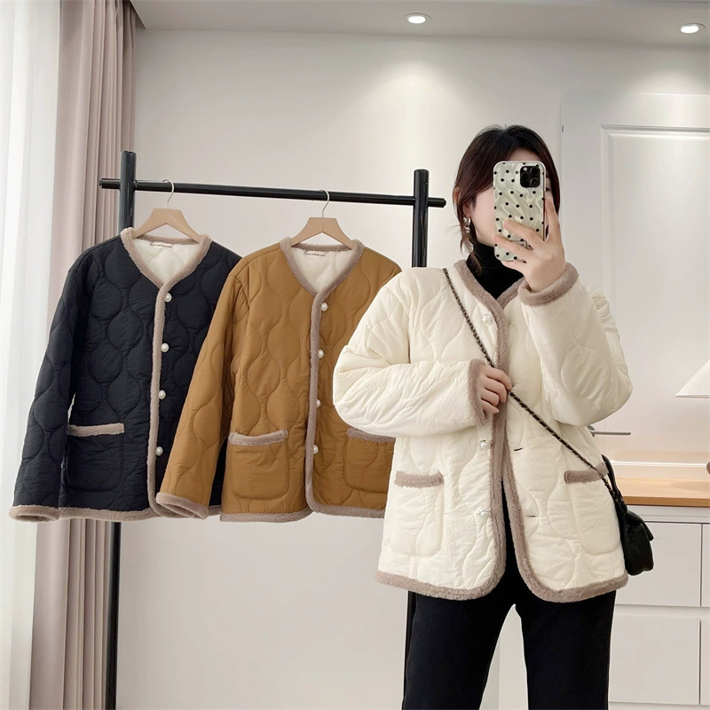 Demi-season fleece small down jacket, Chanel style, fitted, increased thickness