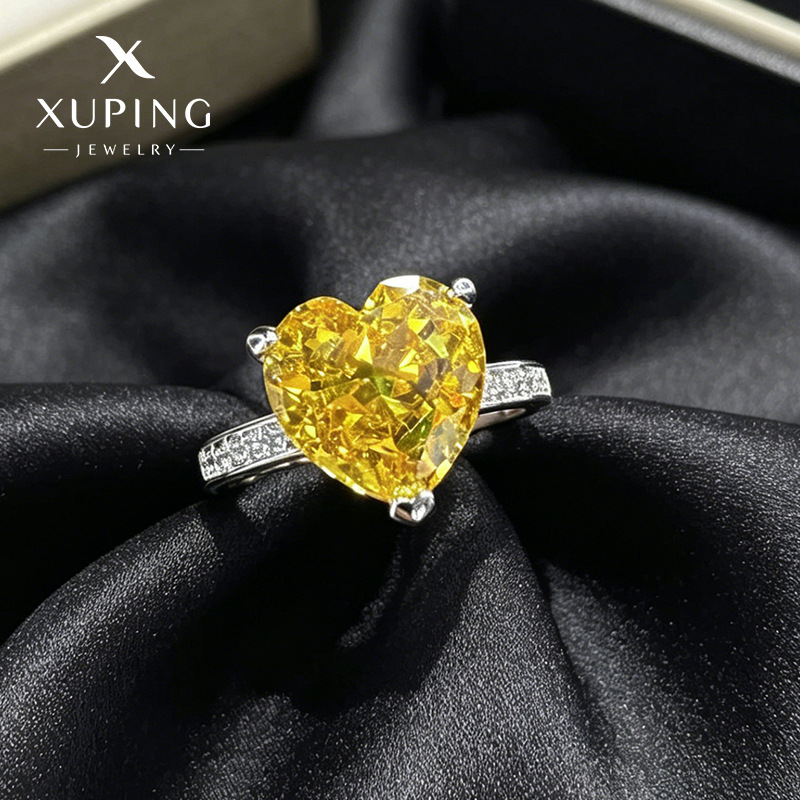 Xuping aleación de cobre chapado blanco incrustado amarillo amor zircon ligero anillo de lujo temperamento de alto grado anillo de dedo al por mayor mujeres
