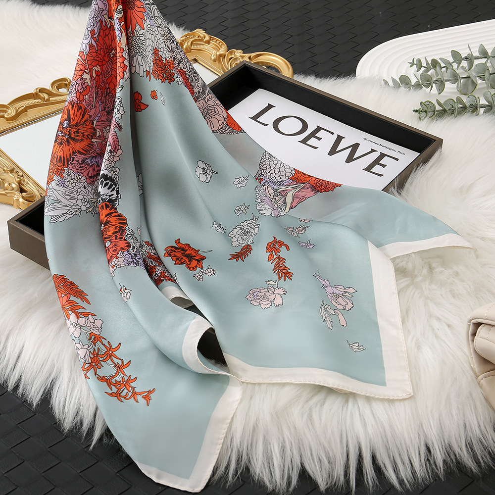 Nueva seda de primavera y otoño 70 bufandas cuadradas de moda bufandas de seda de impresión coreana bufandas de alta calidad al por mayor damas