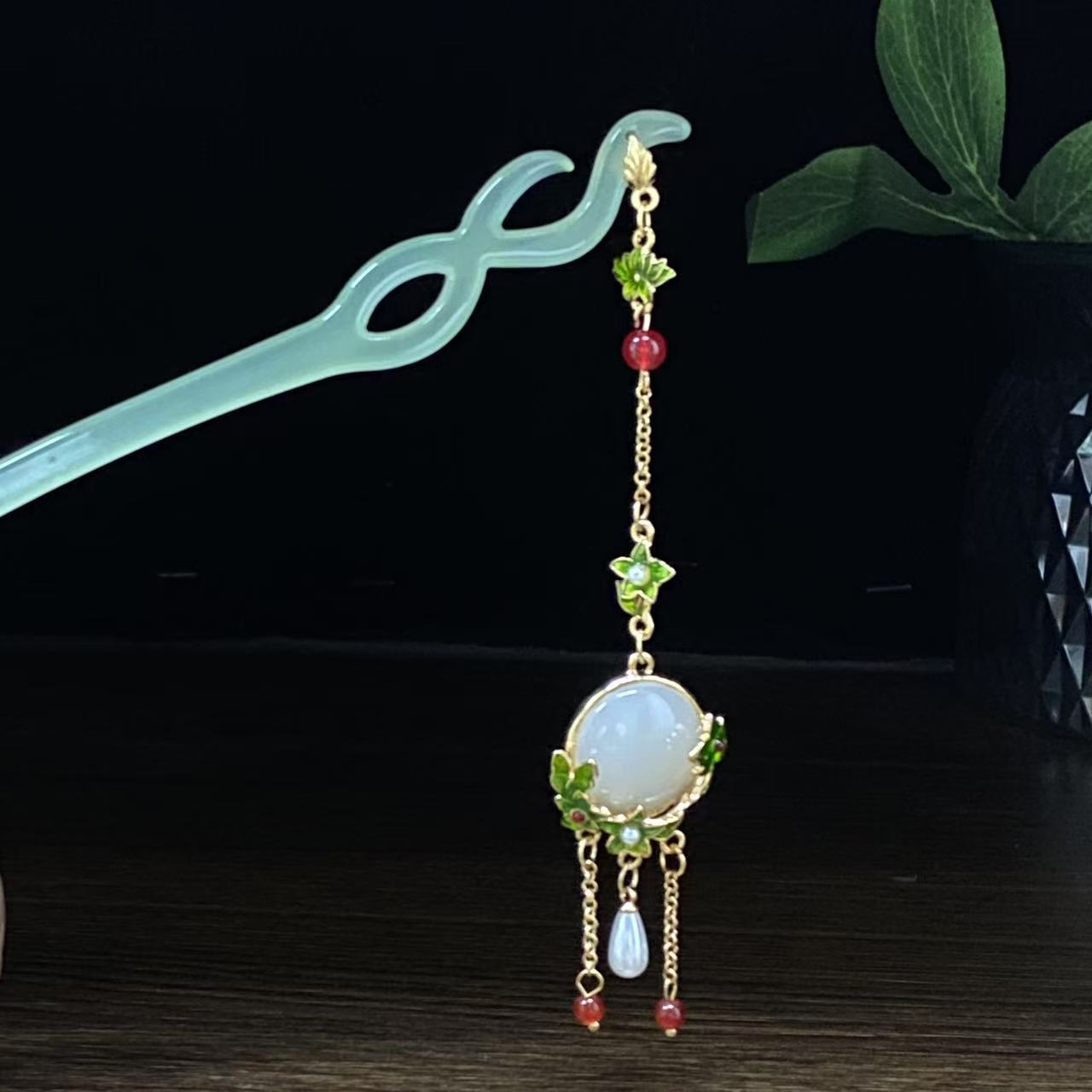 Hairpin 0585