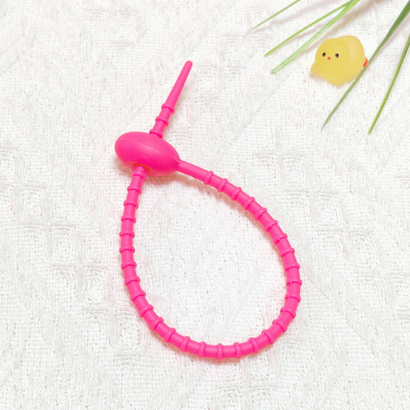 22CM 길이의 실리콘 타이, XQ9046-2 매화 레드