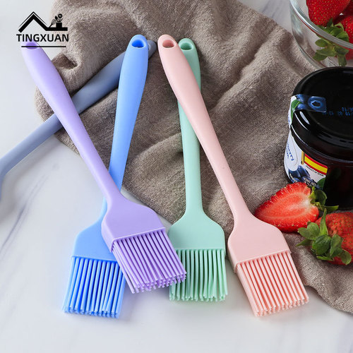 Food grade silicone oil brush household high temperature resistant barbecue brush kitchen non-stick pot silicone spatula baking tool oil brush