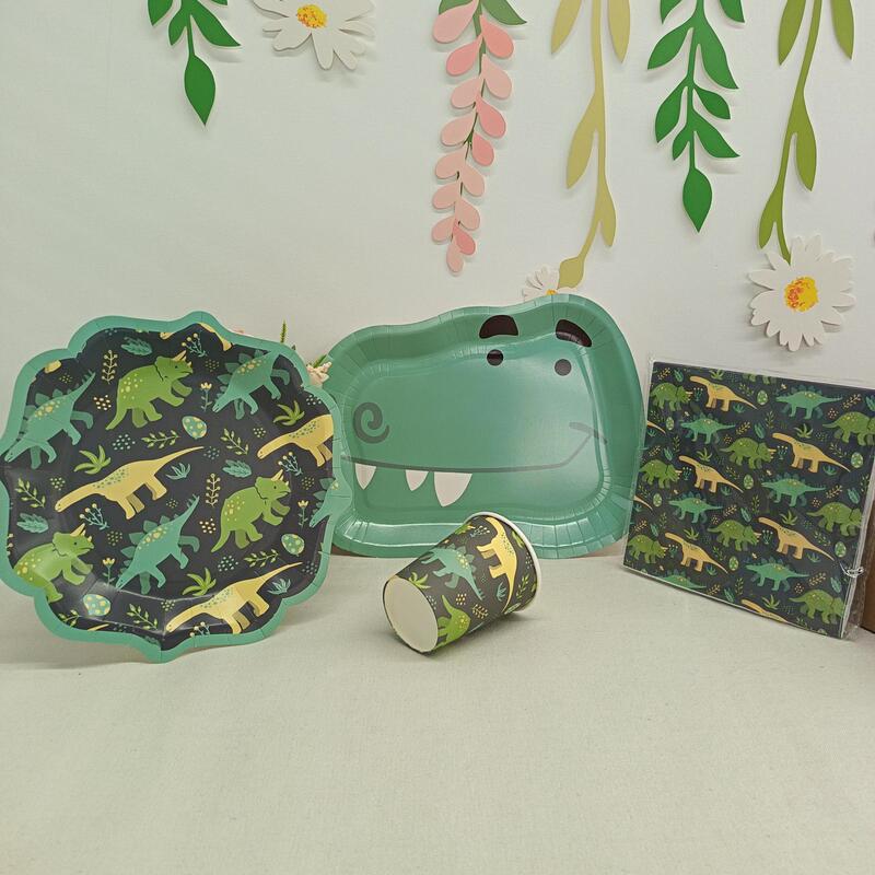 Cross-Border Hot-Selling Dinosaur-Themed Disposable Tableware Set for Children's Birthday Party Decoration Plates, Direct Sales from the Manufacturer