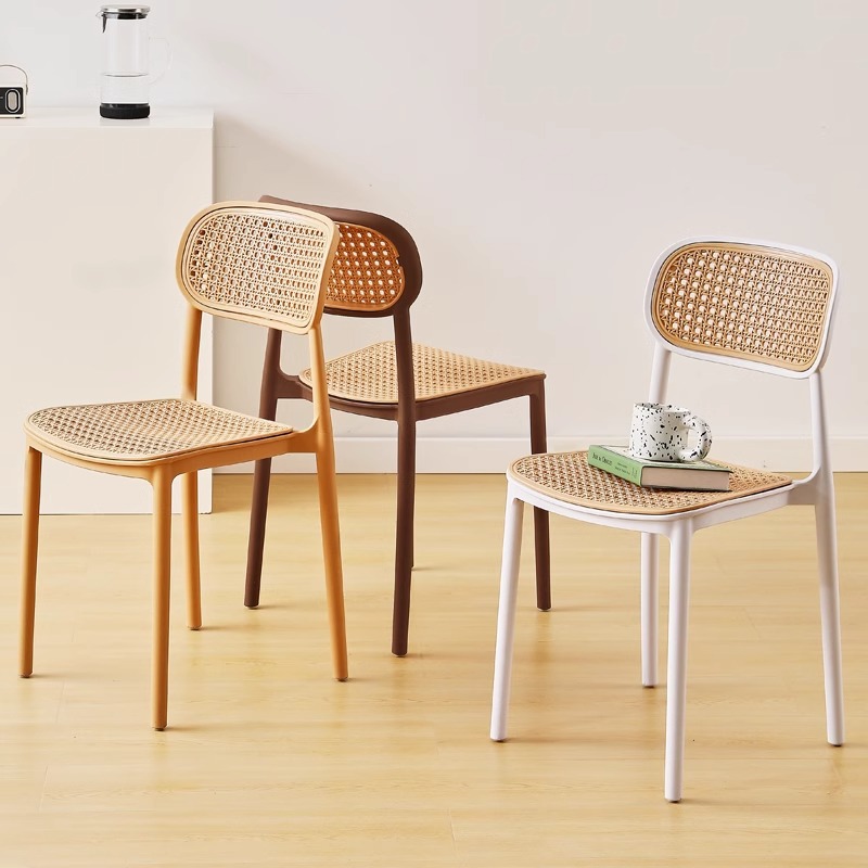 Sillas de vid de plástico doméstico nórdico silla de comedor plegable silla de respaldo de ocio al aire libre silla de escritorio pequeño tipo de casa