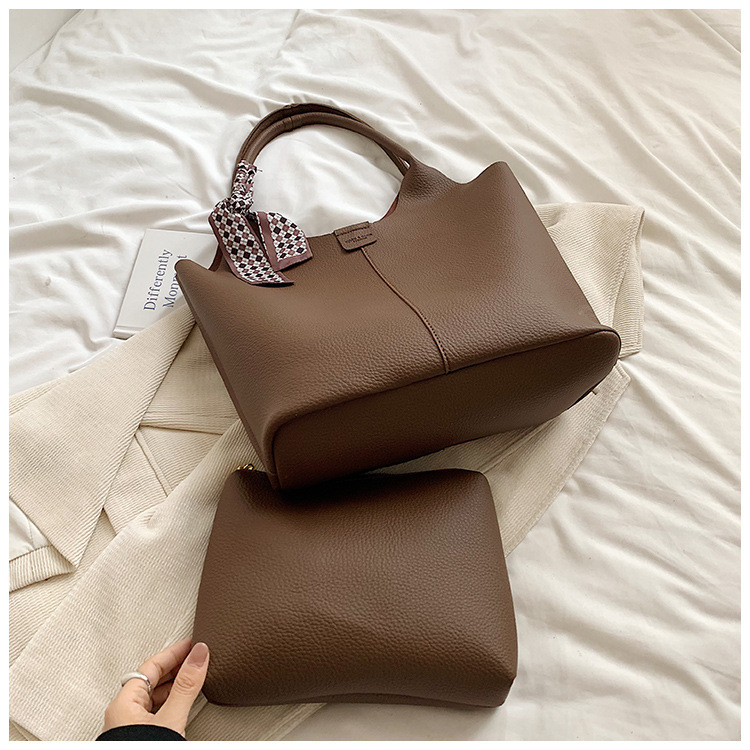 Simple bolsa de gran capacidad 2024 nuevo otoño estilo coreano bolsa de tendencia madre bolsa de viaje bolso de hombro de mano