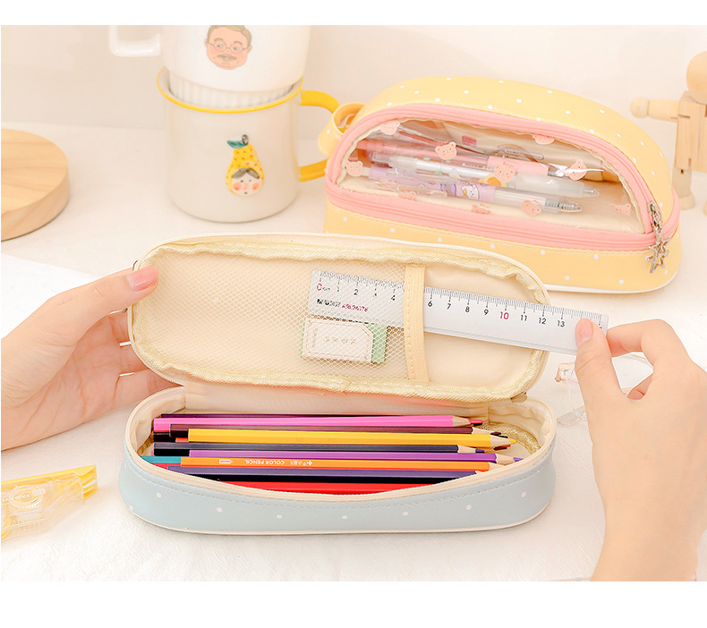 Cartoon Pvc Leather Class Learning Korean Style Pencil Case display picture 1