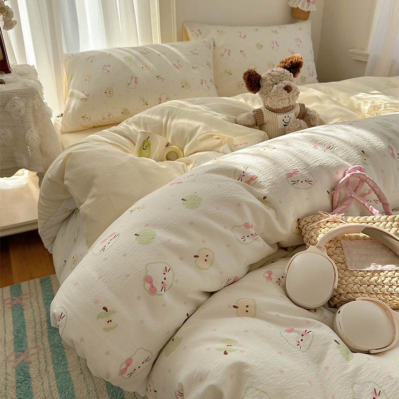Cama de algodón de cuatro piezas A clase madre y bebé dormir desnudo pro piel sábanas de cama de algodón puro Kasa dormitorio dibujos animados lindos tres piezas 4