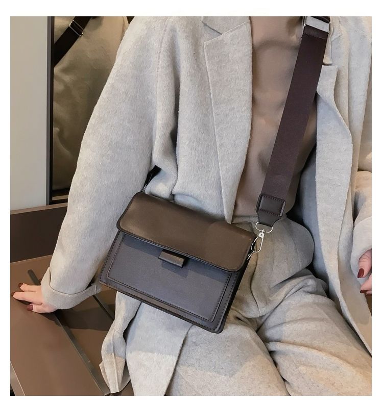 New small bag for women 2024 spring new fashion ins versatile wide shoulder strap small square bag retro single shoulder crossbody_voghion.com