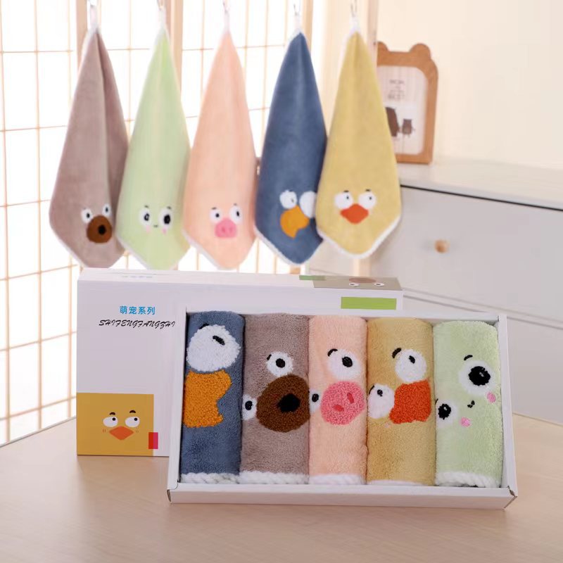 New Coral Fleece Cartoon Square Scarf Gift Box Baby Thick Absorbent Hand Towel Gift Box Manufacturer Scarf Set Wholesale