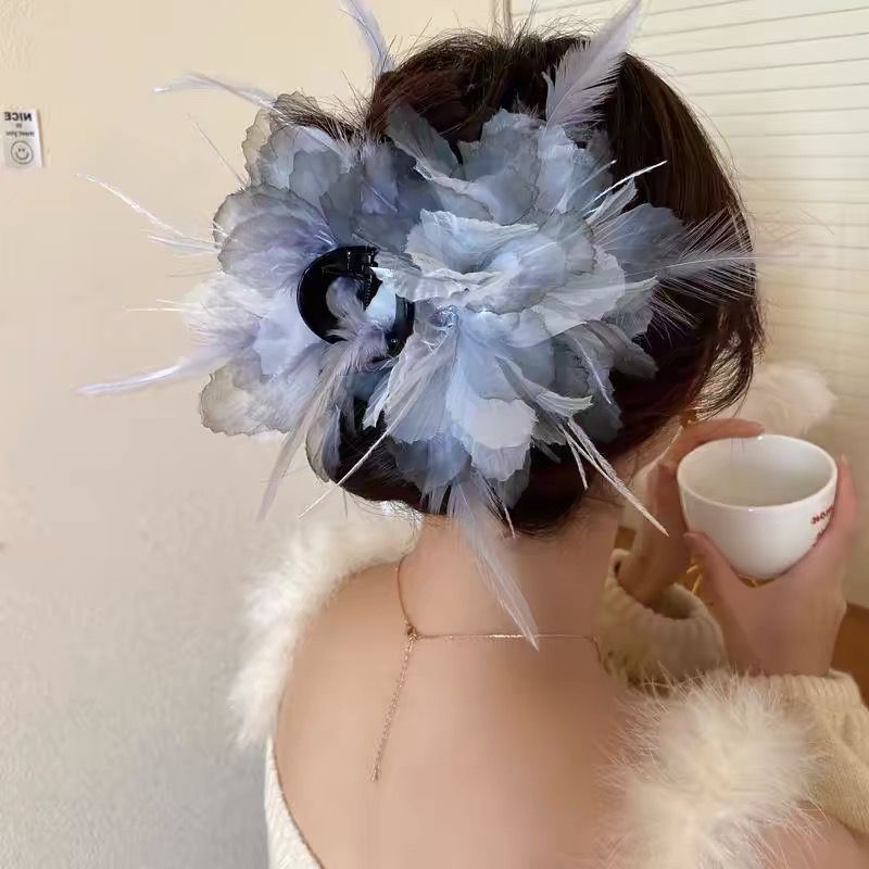 Clip de pelo de avestruz puro deseo de viento detrás de la cabeza de cabello de patas mostrando el volumen de cabello superxian i adornamiento de cabello de plumas de alta calidad