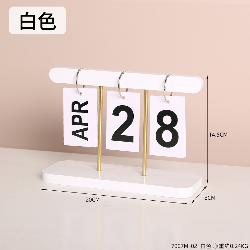 Adornos de calendario blanco de bambú y madera