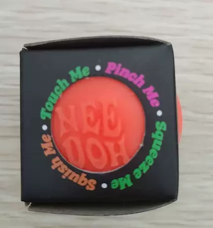 Small ball pinch music-orange