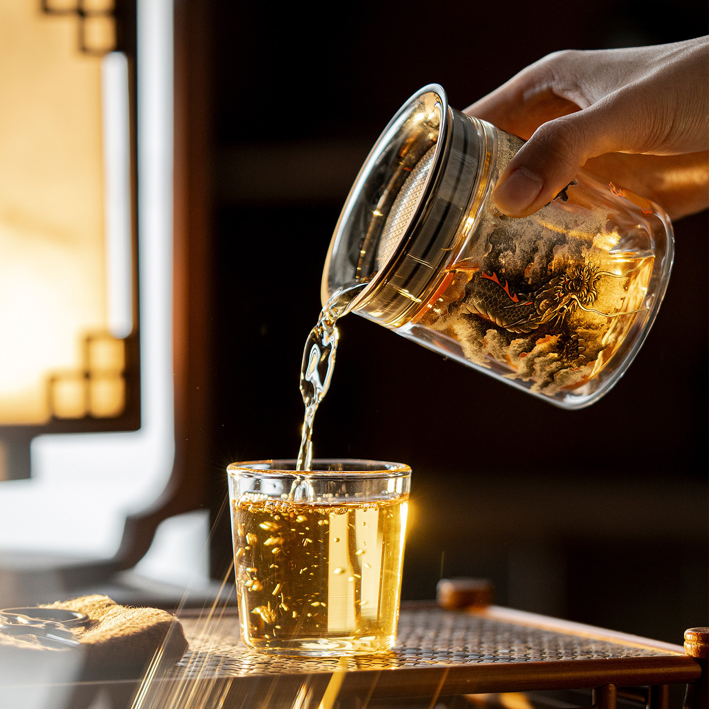 Molong high-end portable tea-separating high-temperature resistant tea pot, a convenient tea brewing tool suitable for outdoor and office use