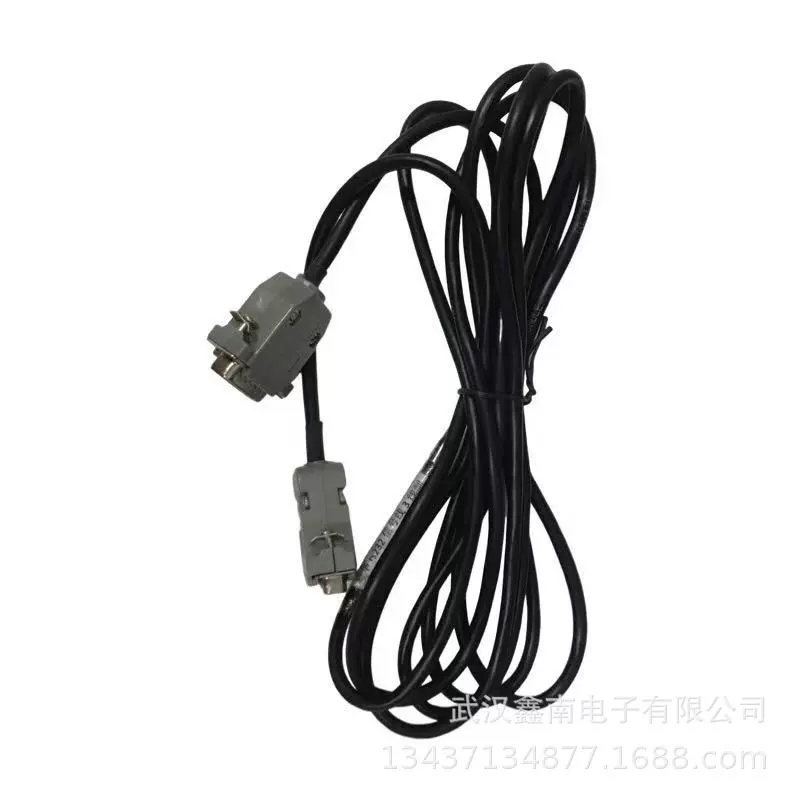 Инструмент Shanghai Yaohua Weighing System Co., Ltd., подключенный к линии сигнала компьютера