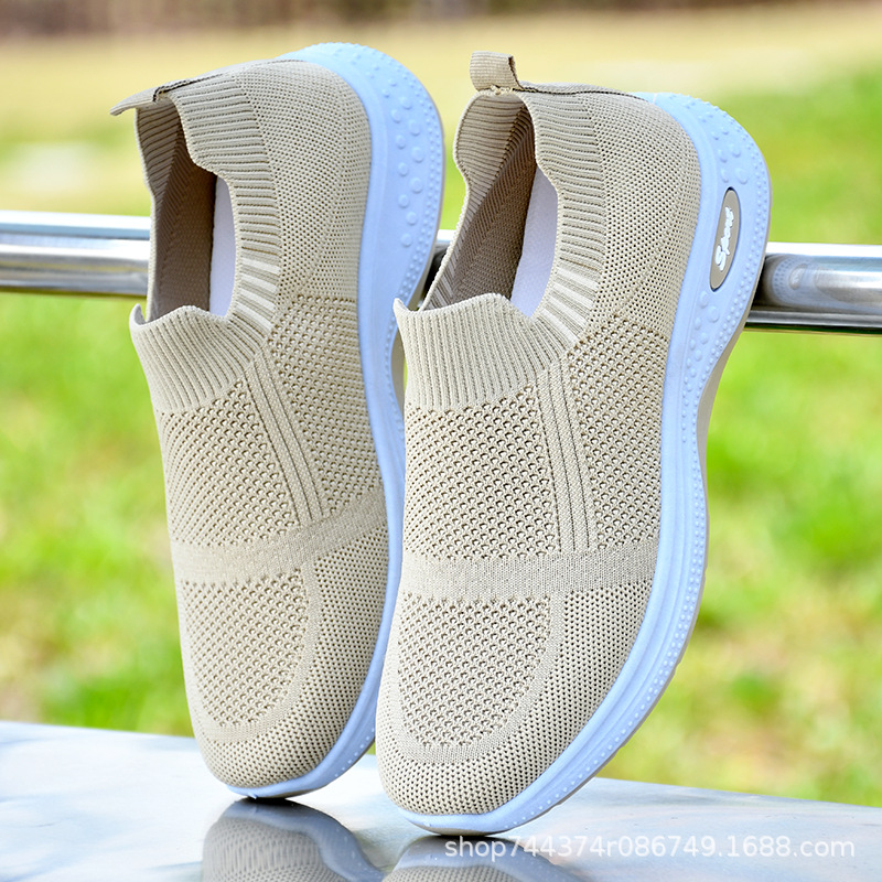 Zapatos de tela estilo Pekín Antiguo para hombre, zapatillas deportivas casuales de nuevo estilo, zapatillas de running versátiles de tejido de malla transpirable, zapatos para caminar de suela blanda, de suela gruesa.