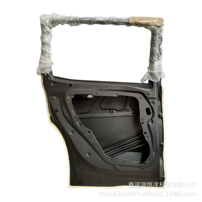 Door rear door of the Mercedes-Benz