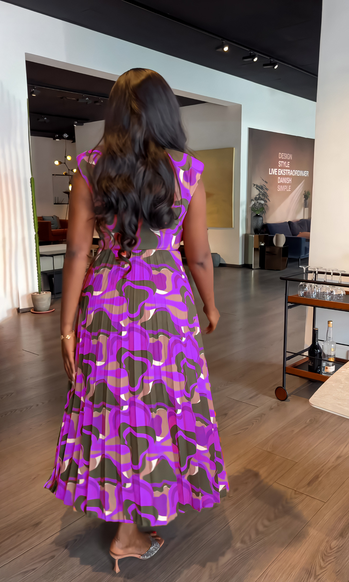 V Neck Sleeveless Padded Shoulder Casual Printed Office All Matching Pleated Waist Dress