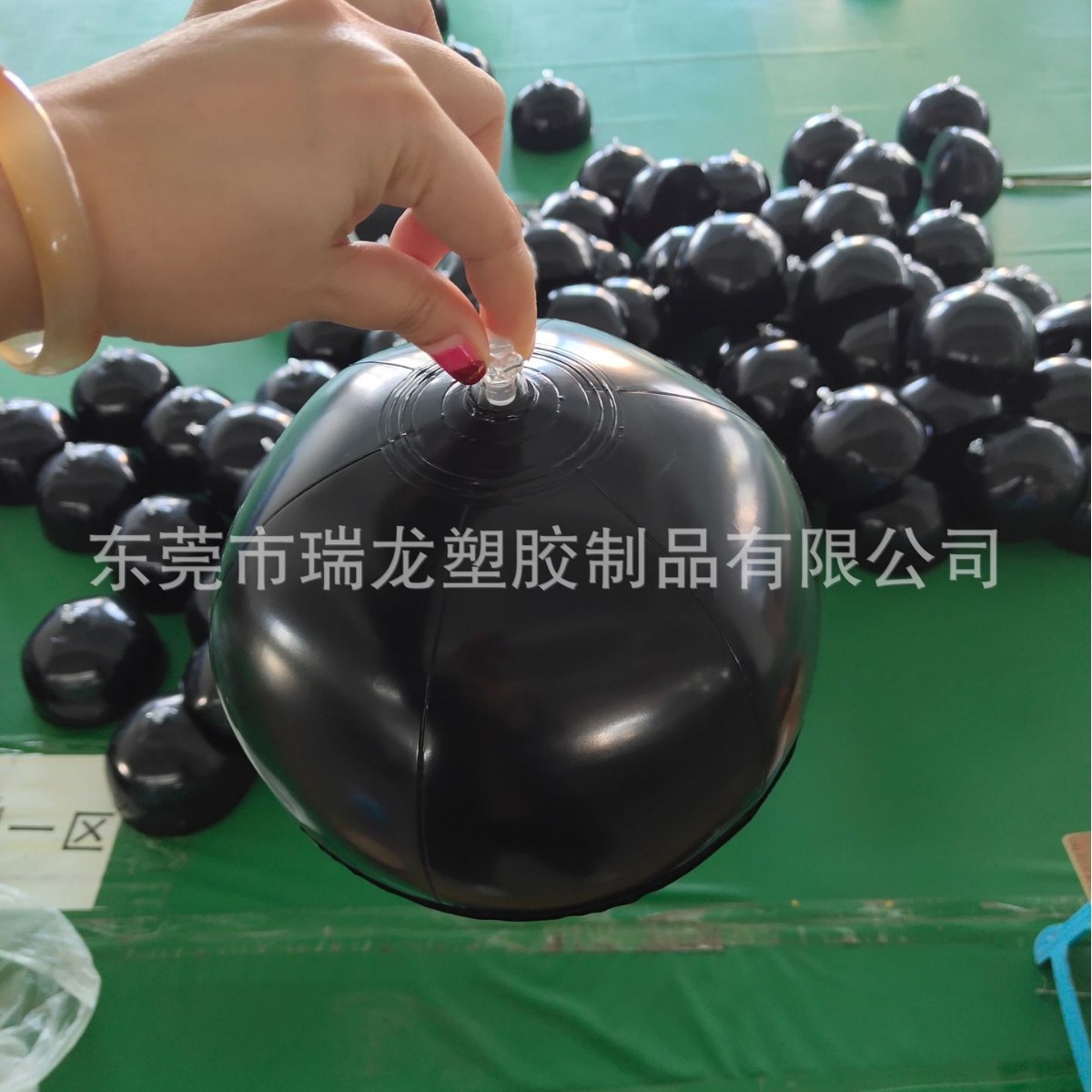 工厂生产充气帽撑PVC吹气帽撑18CM直经帽托帽子展示托